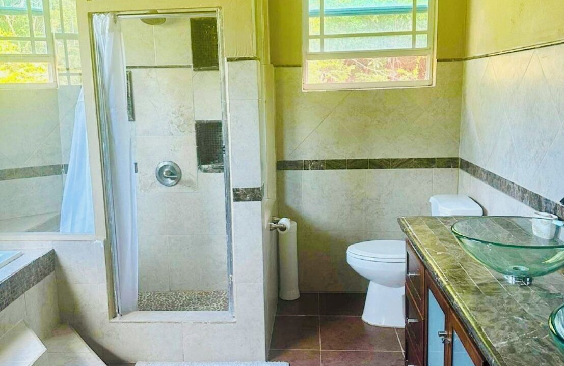 Photo of Bathroom in Estate Fortuna