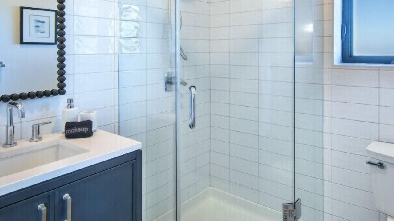 Photo of Bathroom in North Side
