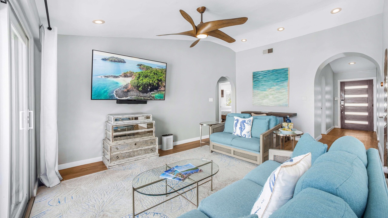 Photo of Bedroom in Estate Caret Bay
