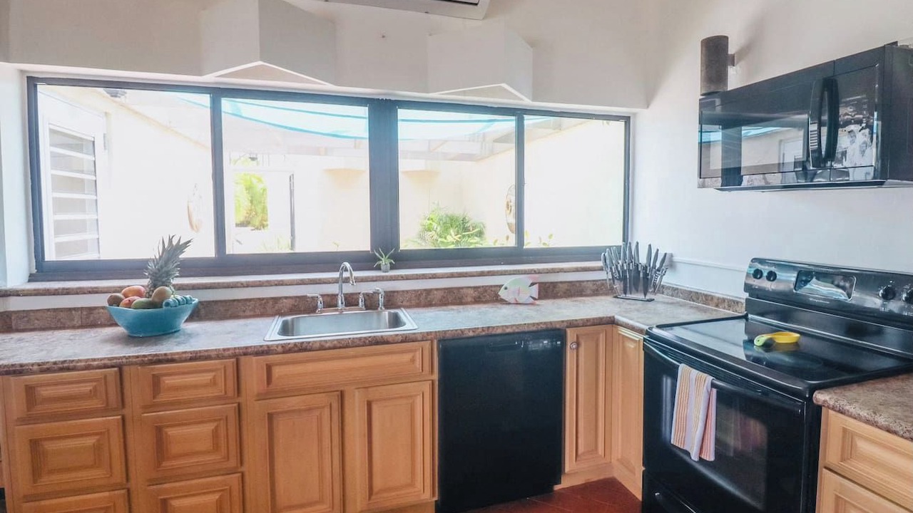 Photo of Kitchen in Estate Teague Bay