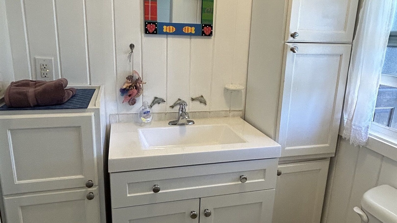 Photo of Bathroom in Johnson Bay
