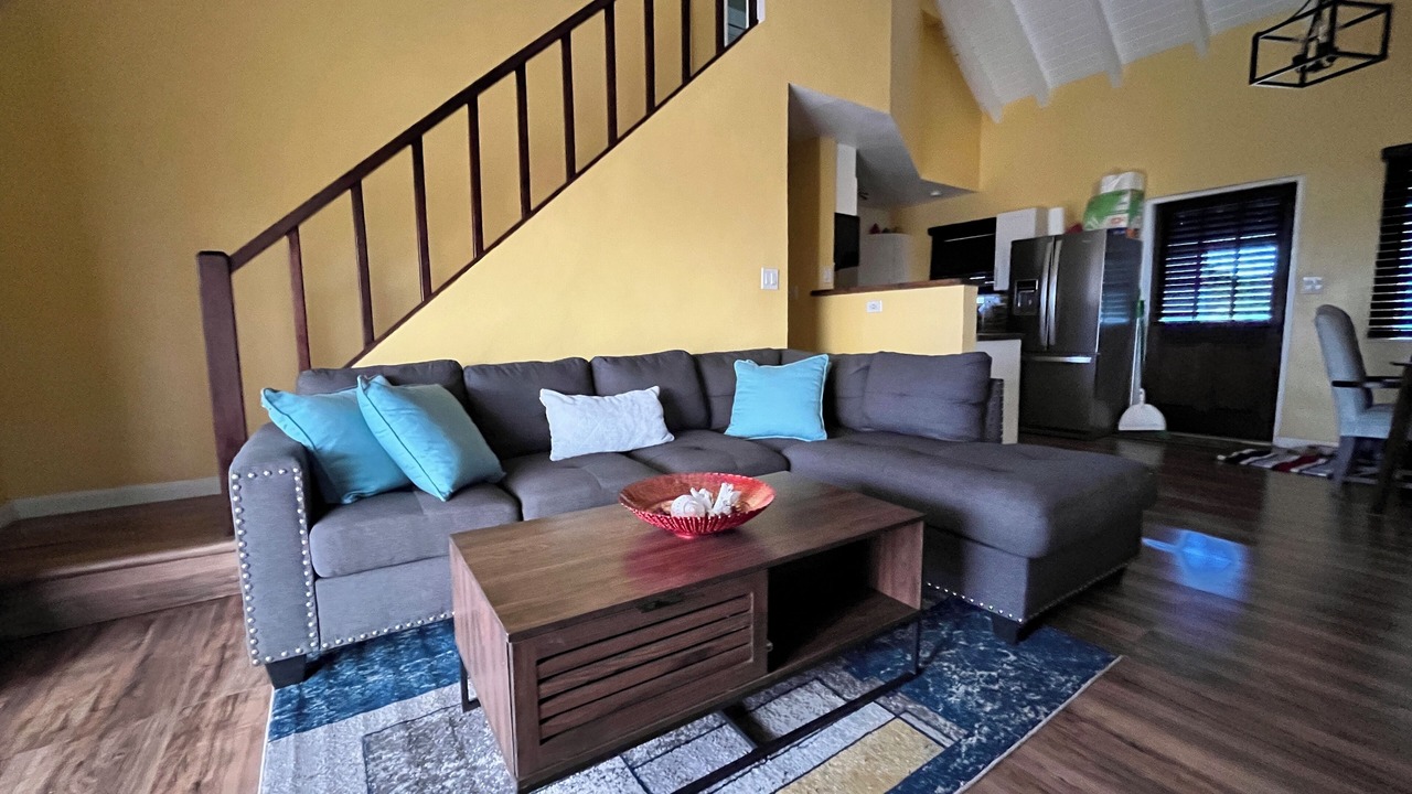 Photo of Livingroom in Hart Bay