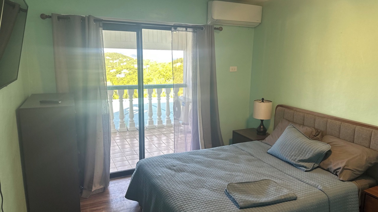Photo of Bedroom in Hart Bay