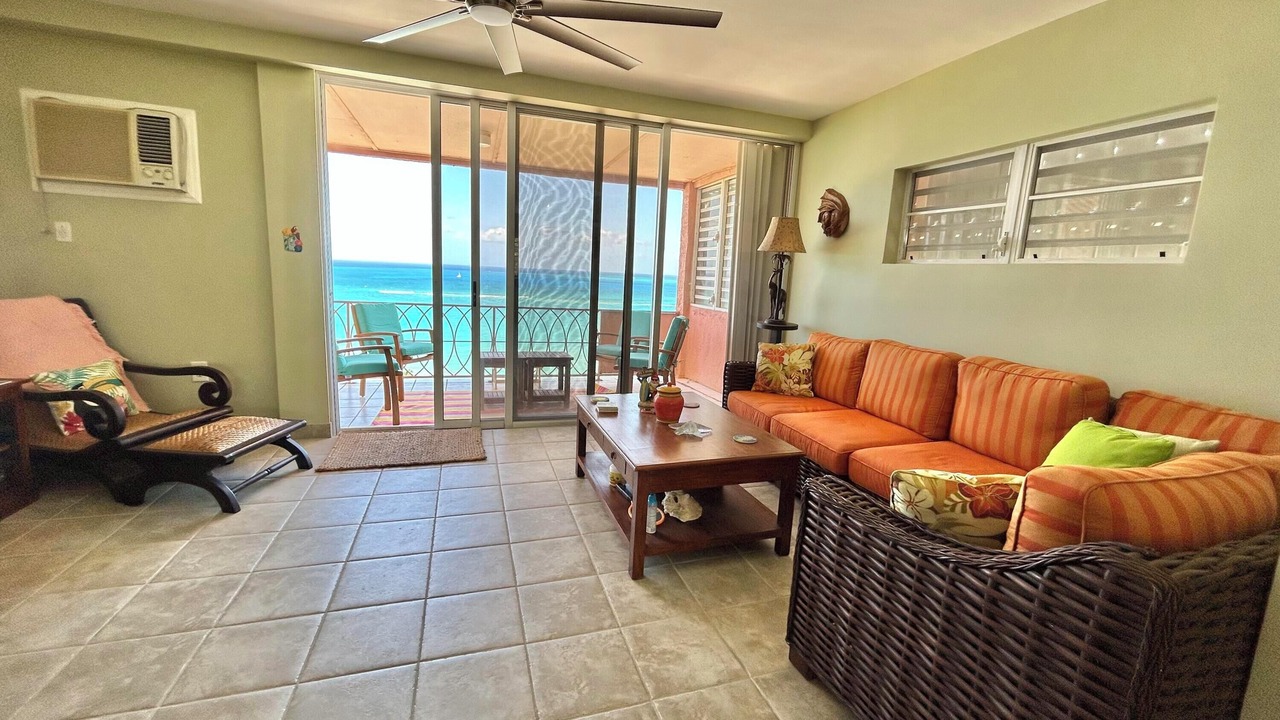 Photo of Livingroom in Cotton Valley