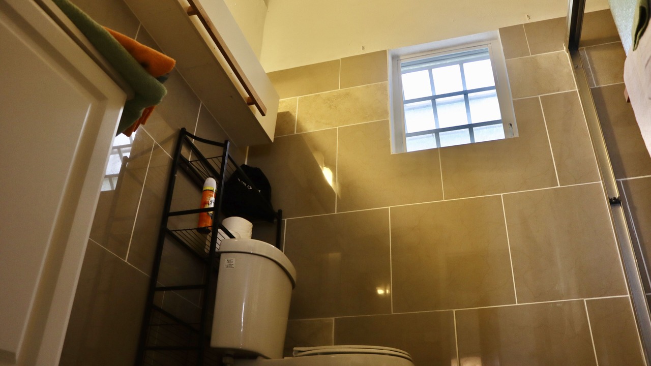 Photo of Bathroom in Estate Kings Quarter