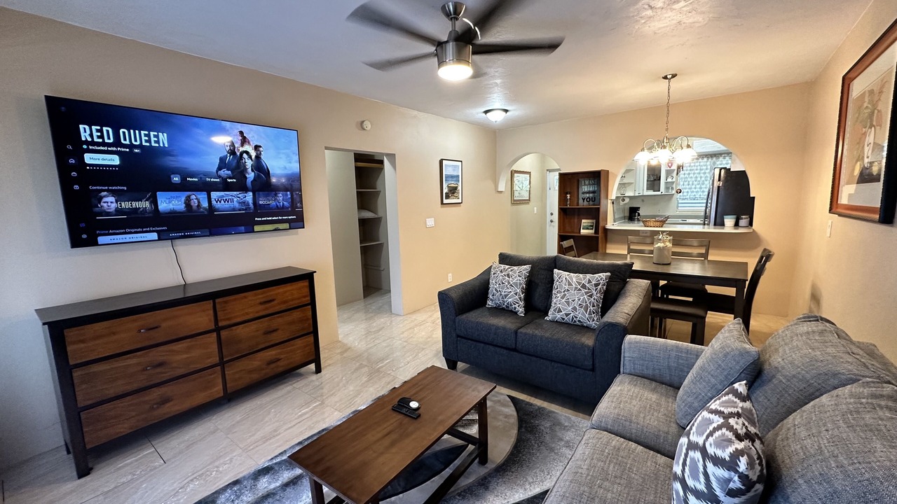 Photo of Livingroom in Benner