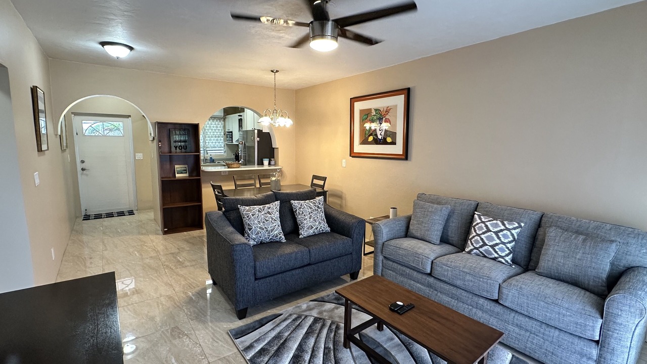 Photo of Livingroom in Benner