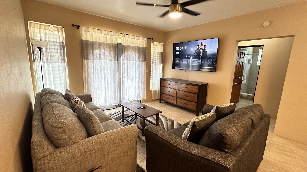 Photo of Livingroom in Benner