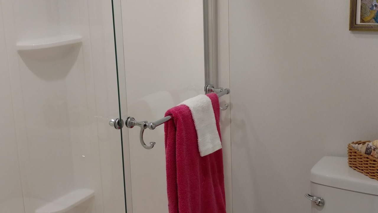 Photo of Bathroom in Estate Golden Rock