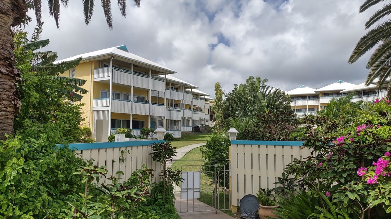 Photo of Outdoor in Estate Golden Rock