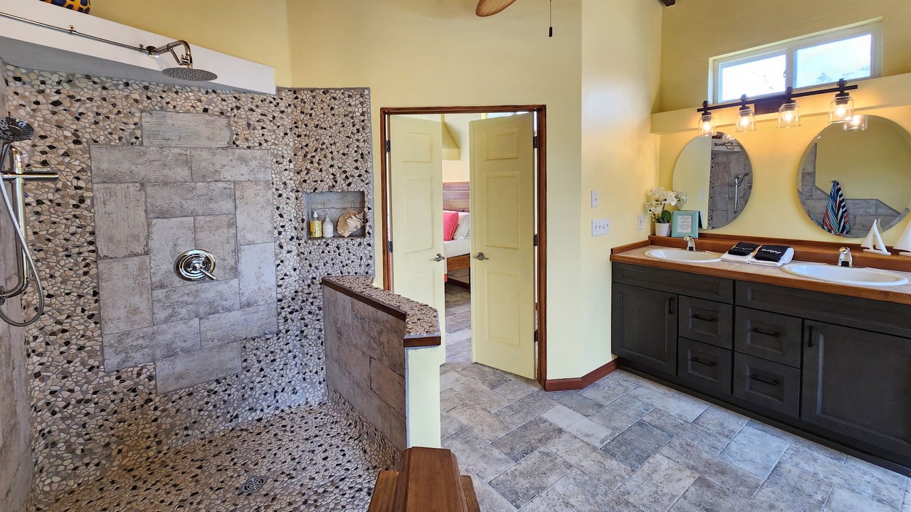 Photo of Bathroom in Estate Bellevue