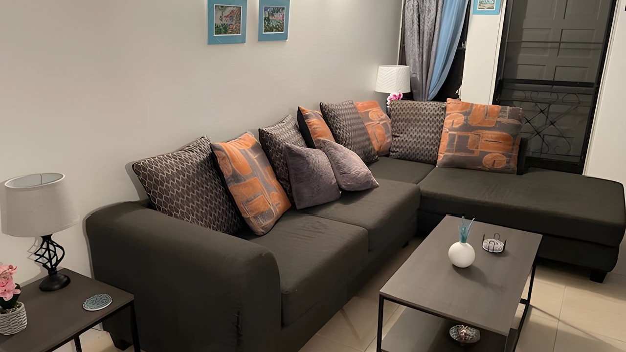 Photo of Livingroom in Estate Work and Rest