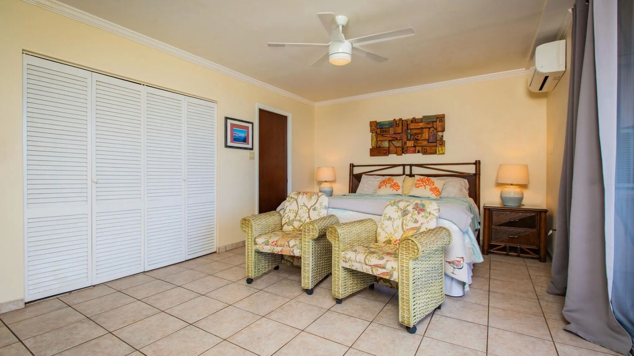 Photo of Bedroom in Estate Coakley Bay