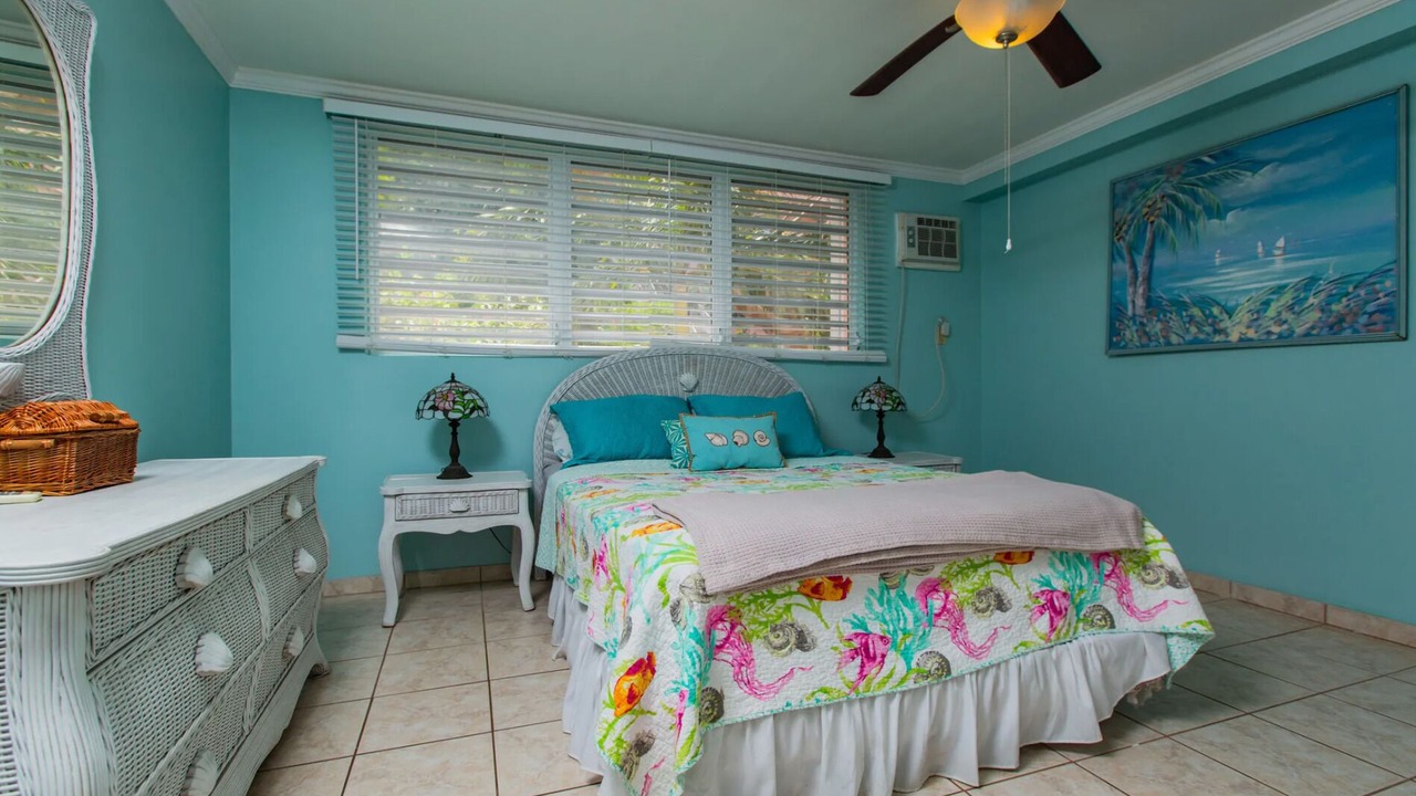 Photo of Bedroom in Estate Coakley Bay