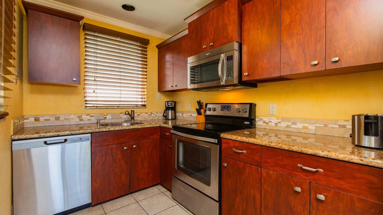Photo of Kitchen in Estate Coakley Bay