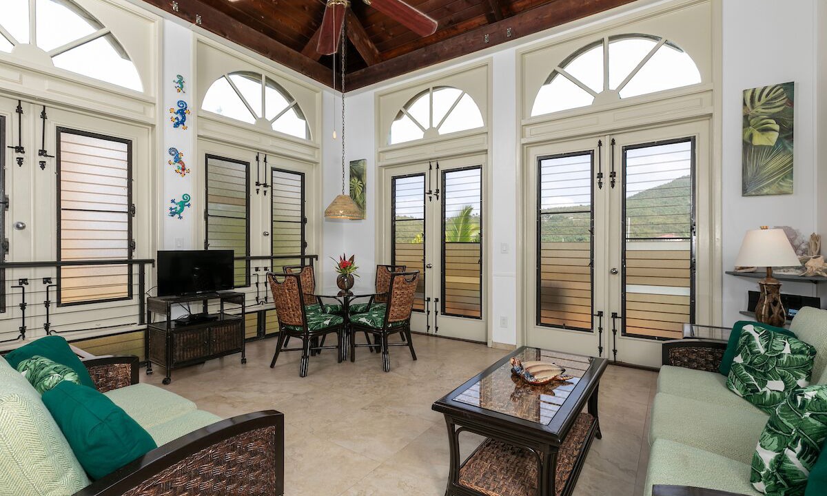 Photo of Livingroom in Great Cruz Bay
