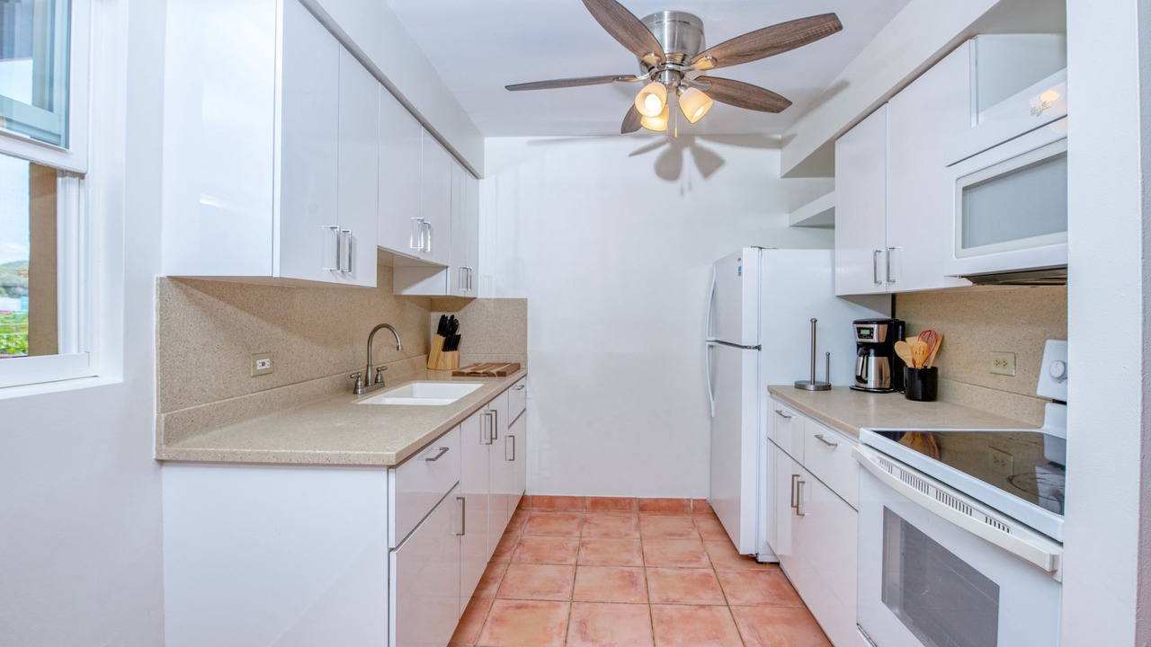 Photo of Kitchen in Estate Caneel Bay