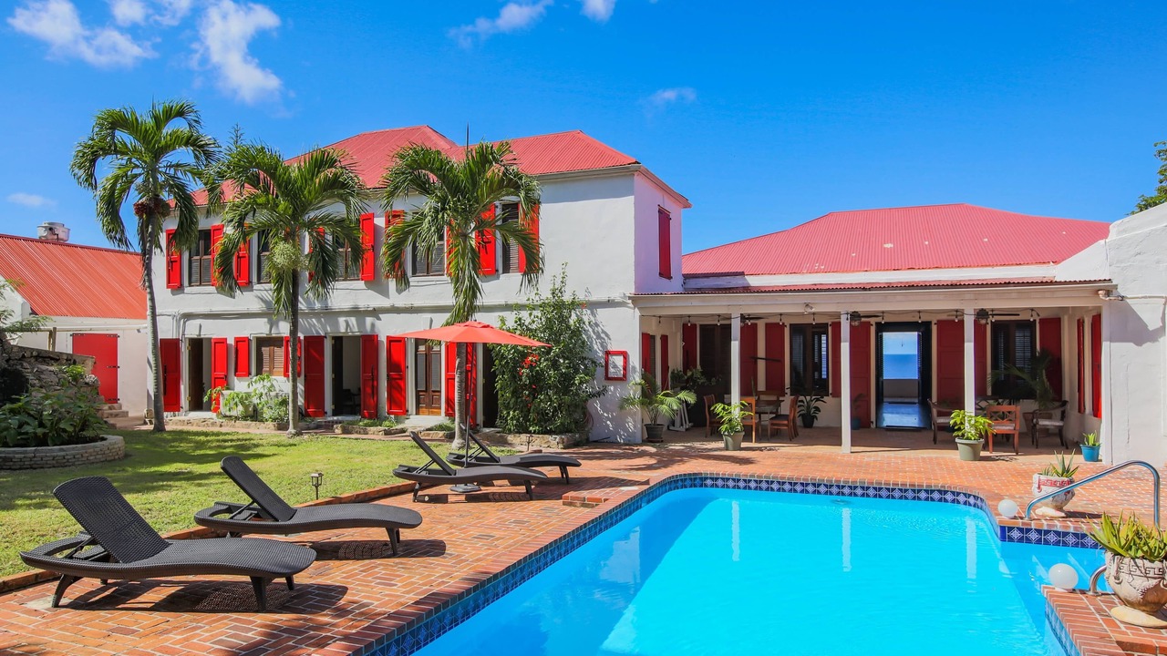 Photo of Outdoor in Estate Sprat Hall