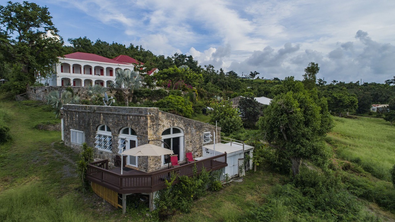 Photo of Outdoor in Estate Sprat Hall