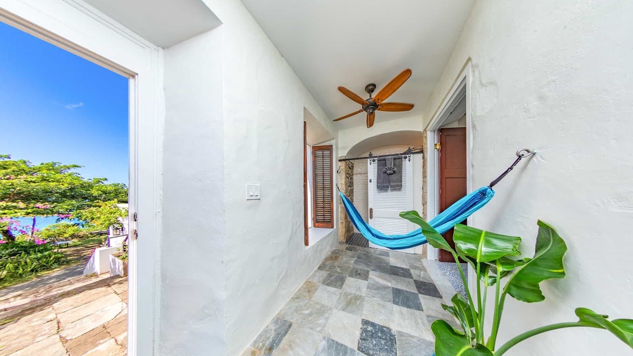 Photo of Patio Balcony in Estate Sprat Hall