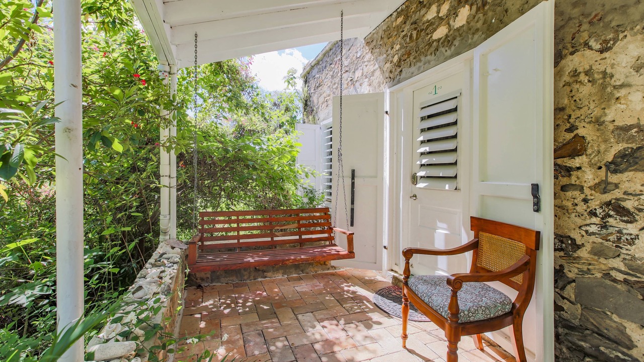 Photo of Patio Balcony in Estate Sprat Hall