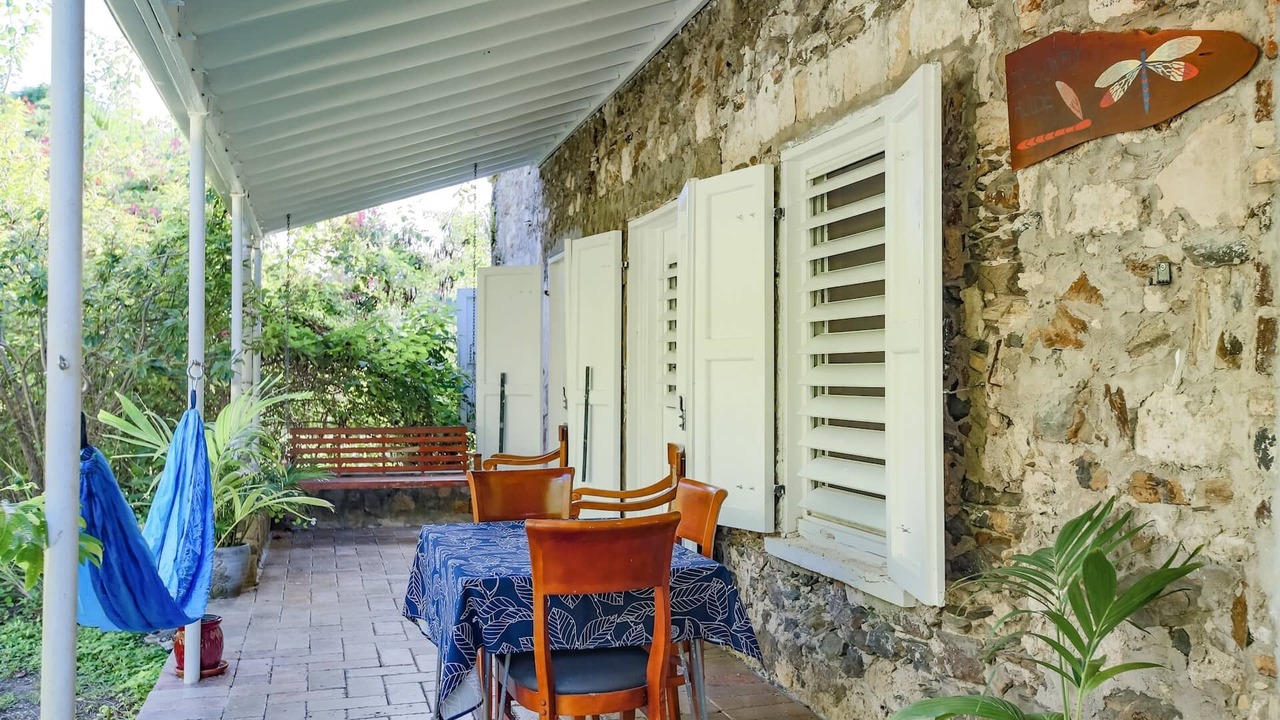 Photo of Outdoor in Estate Sprat Hall