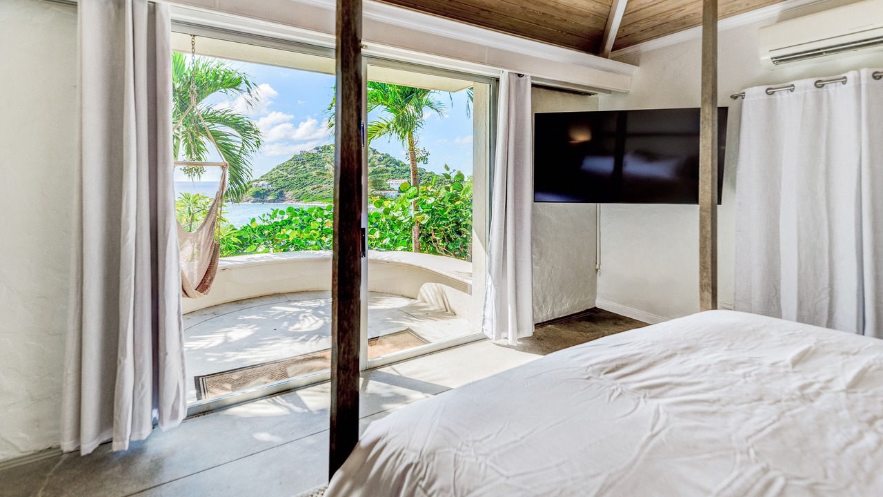 Photo of Bedroom in Estate Chocolate Hole and Great Cruz Bay