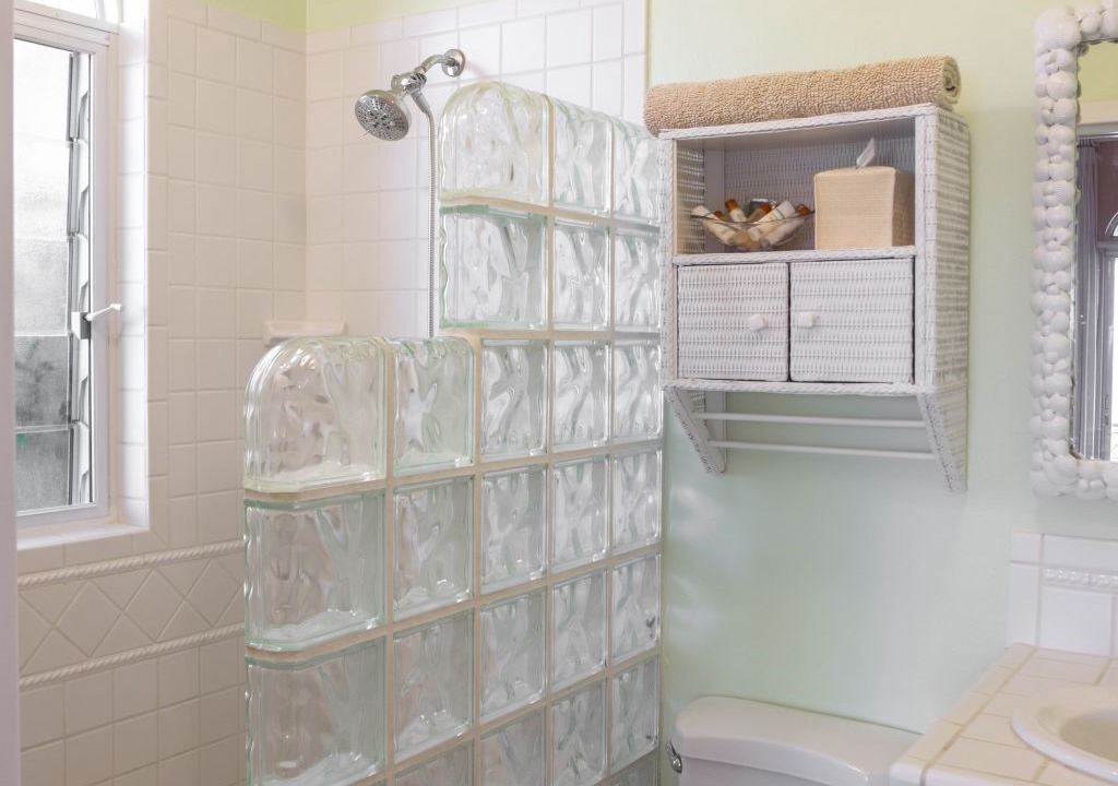 Photo of Bathroom in Contant Farms