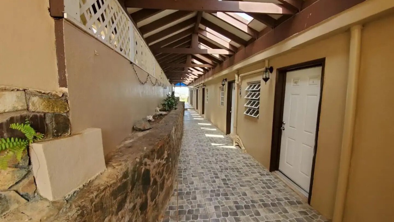 Photo of Outdoor in Estate Lower John Dunko