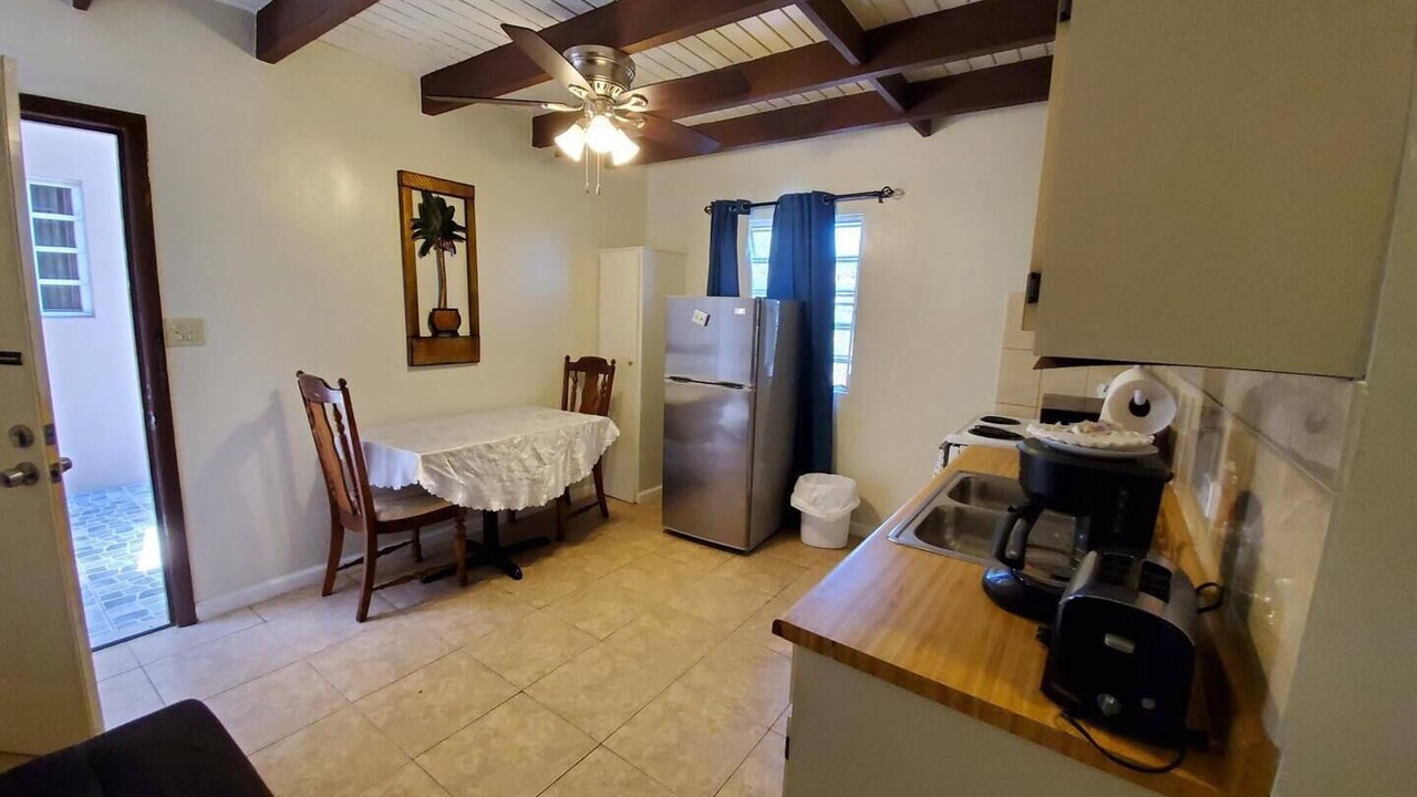 Photo of Kitchen in Estate Lower John Dunko