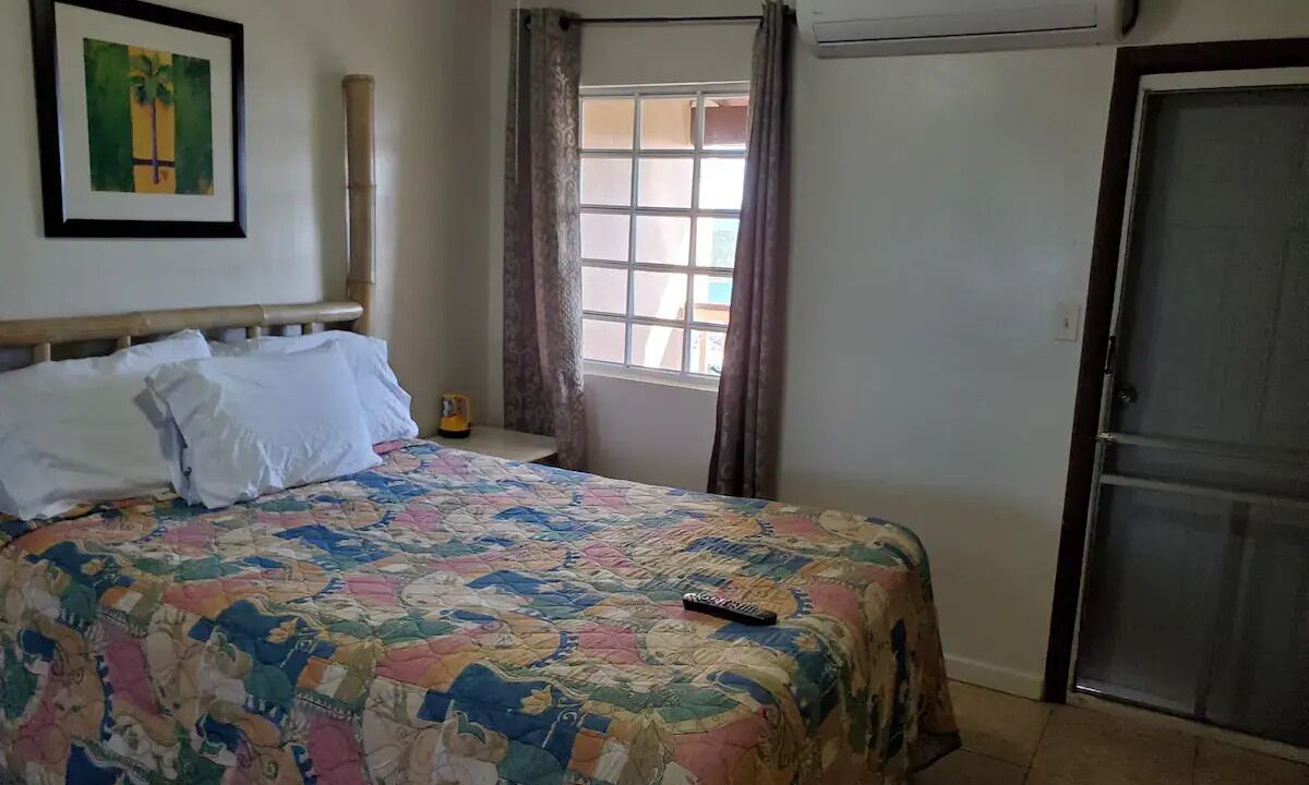 Photo of Bedroom in Estate Contant