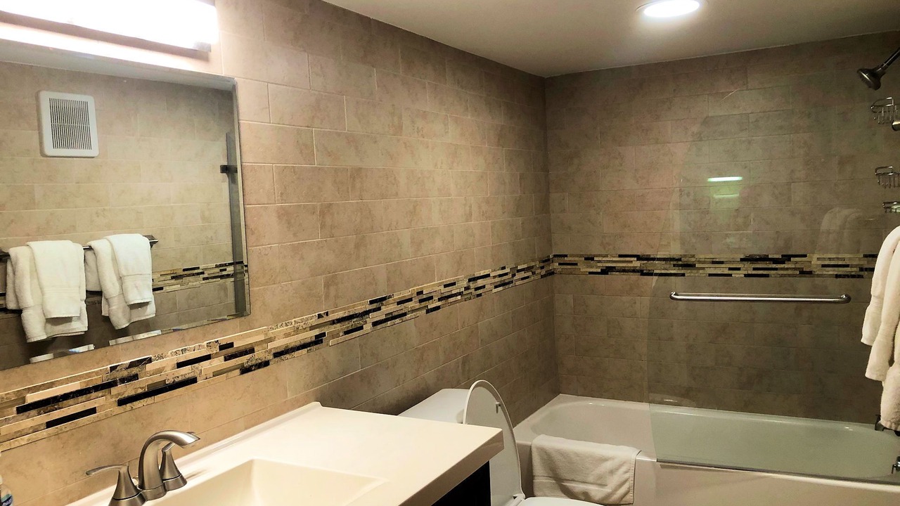 Photo of Bathroom in Estate Golden Rock