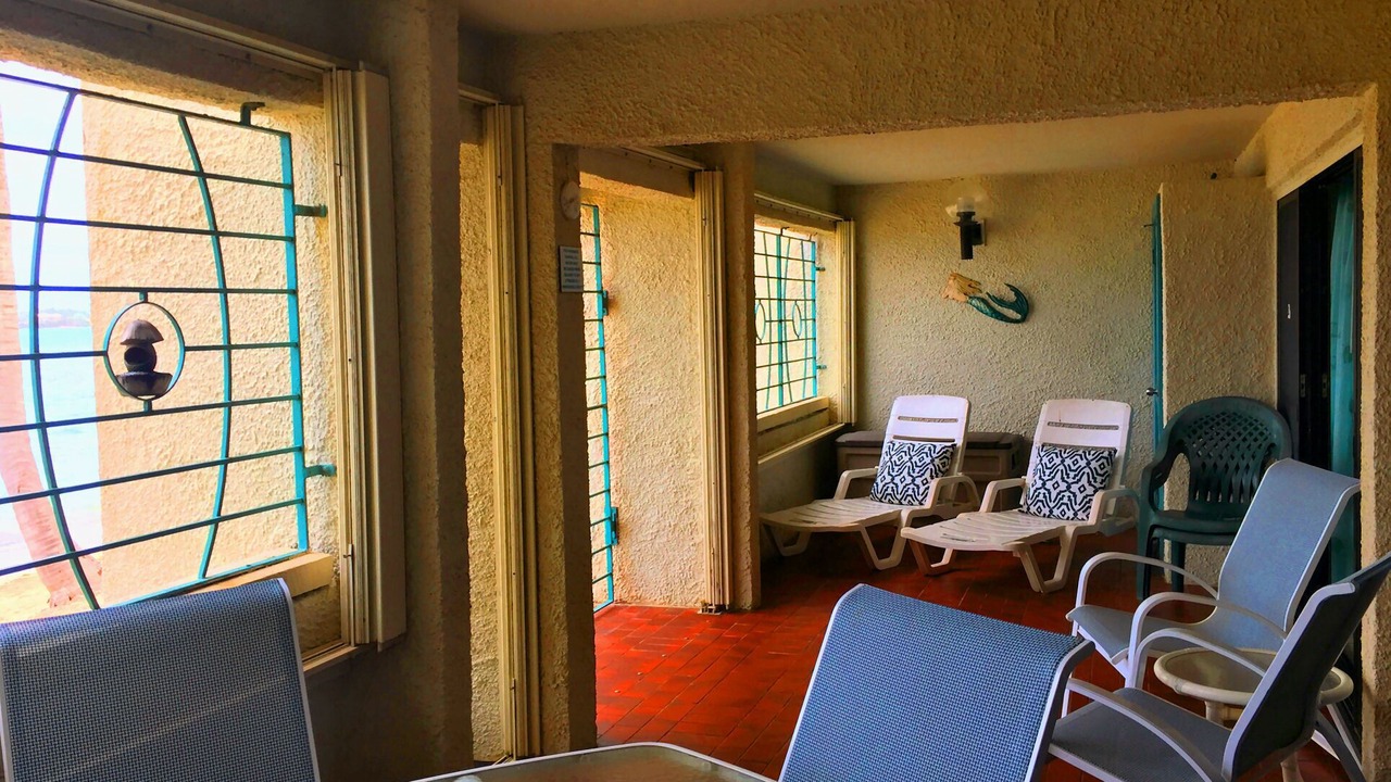 Photo of Patio Balcony in Estate Golden Rock