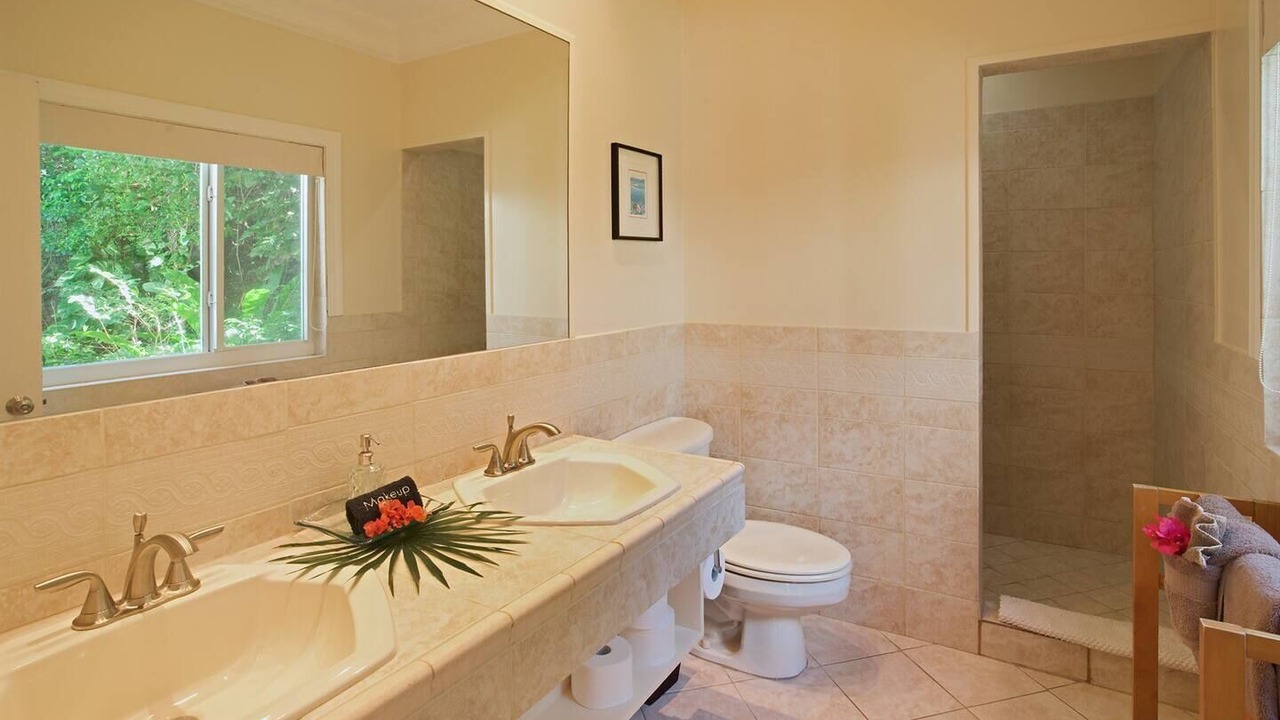 Photo of Bathroom in Estate Peterborg