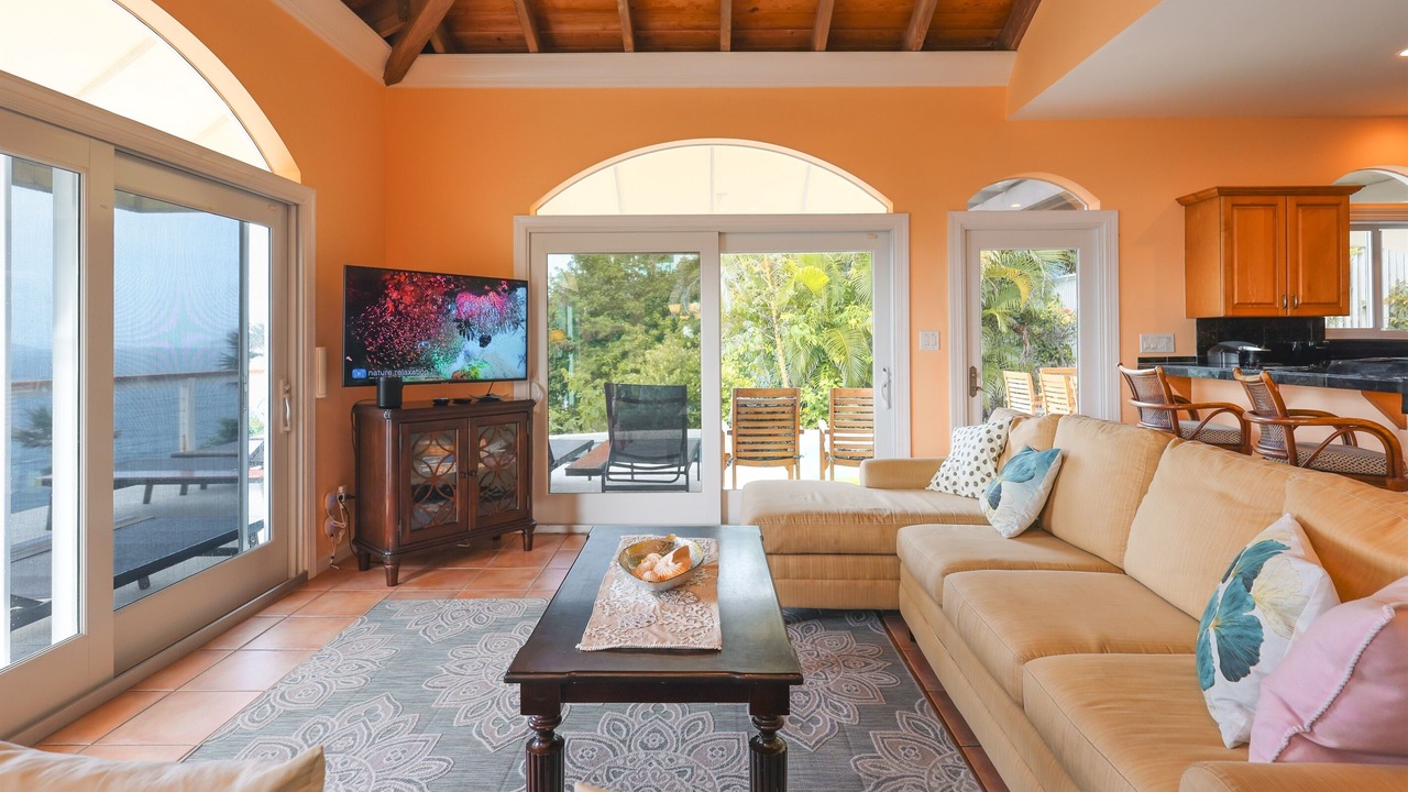 Photo of Livingroom in Estate Peterborg