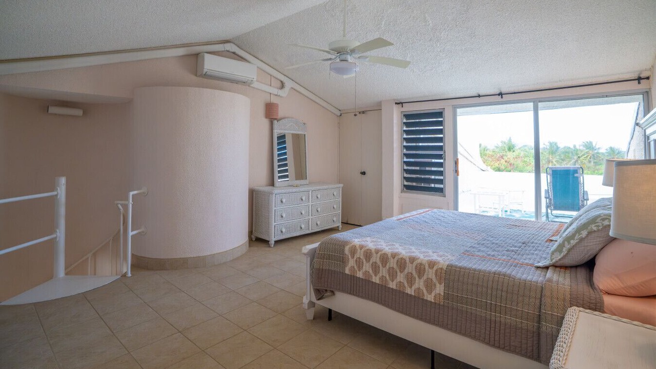 Photo of Bedroom in Estate Golden Rock