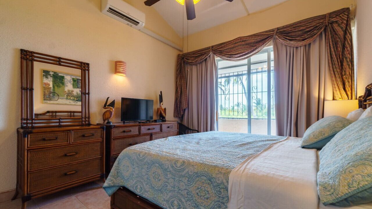 Photo of Bedroom in Estate Golden Rock
