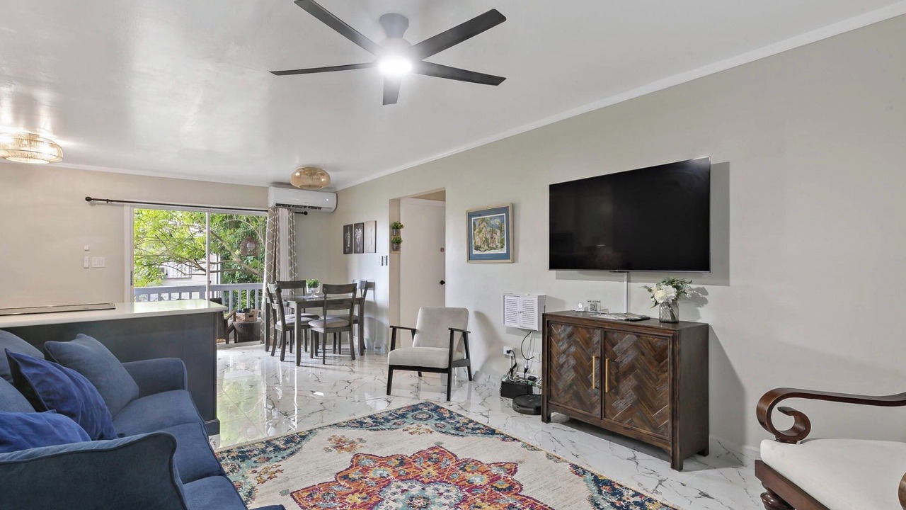 Photo of Livingroom in Estate Ruby
