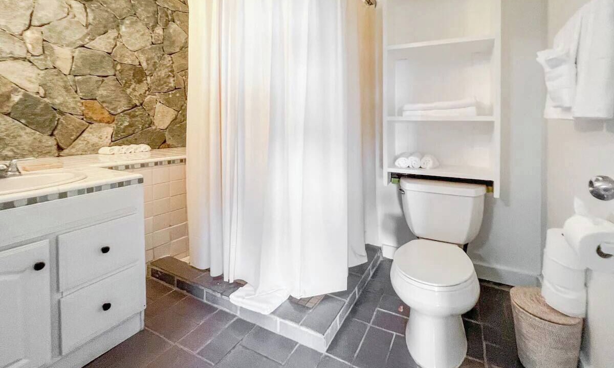 Photo of Bathroom in Estate Enighed