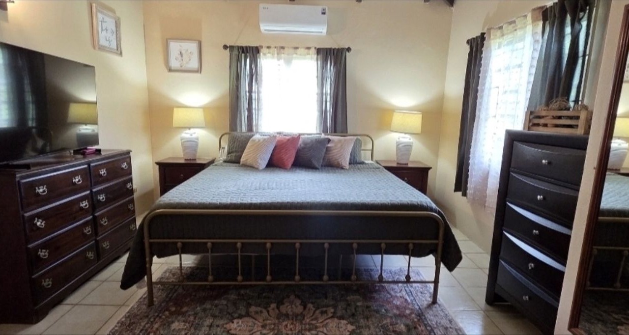 Photo of Bedroom in Estate Upper Love