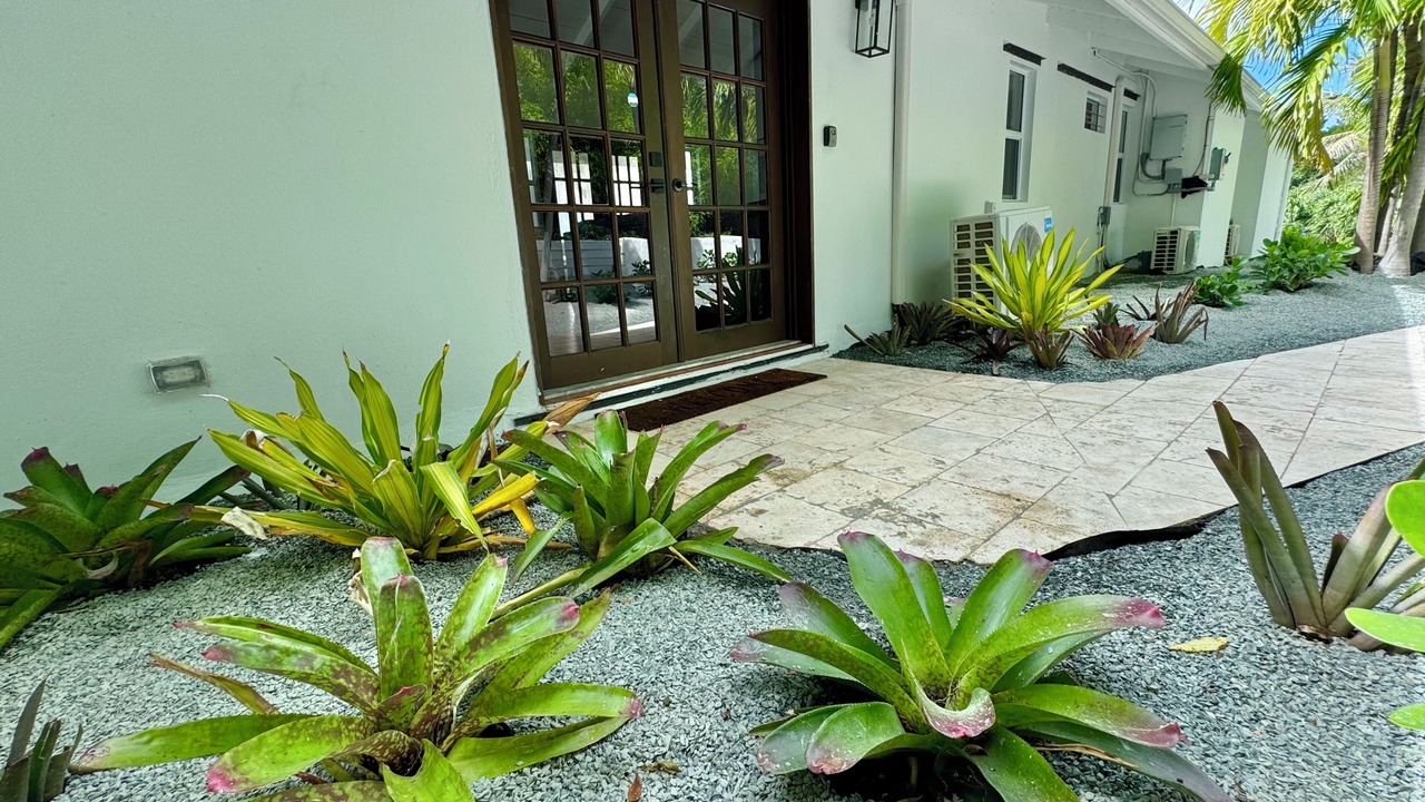 Photo of Outdoor in Estate Annas Hope