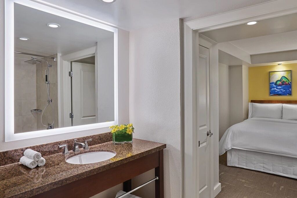 Photo of Bathroom in Point Rendezvous