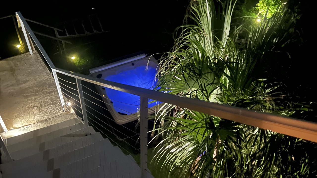 Photo of Outdoor in Estate Parcel of Gift and Regenback