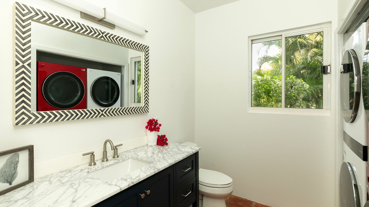 Photo of Bathroom in Estate Hansen Bay