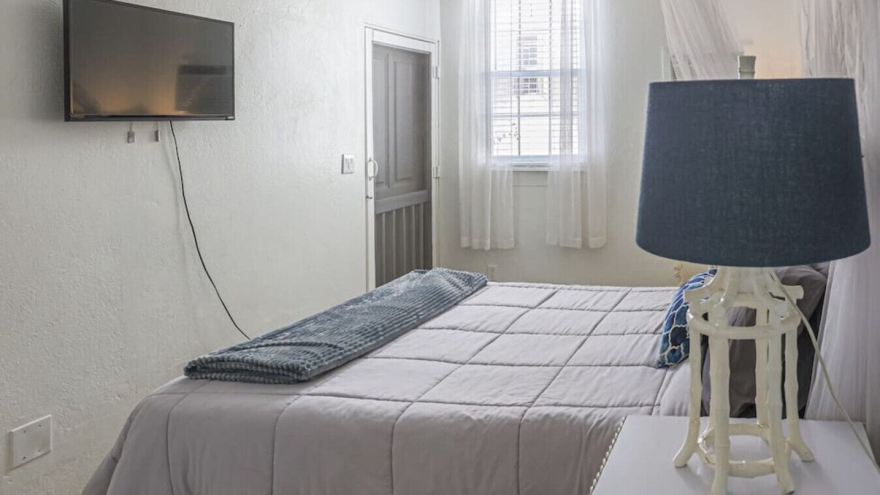 Photo of Bedroom in Estate East Street