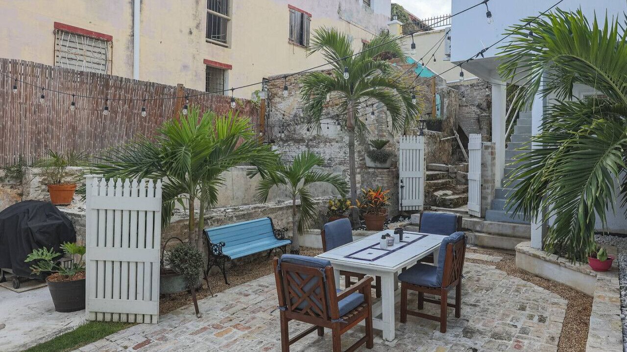 Photo of Outdoor in Estate East Street