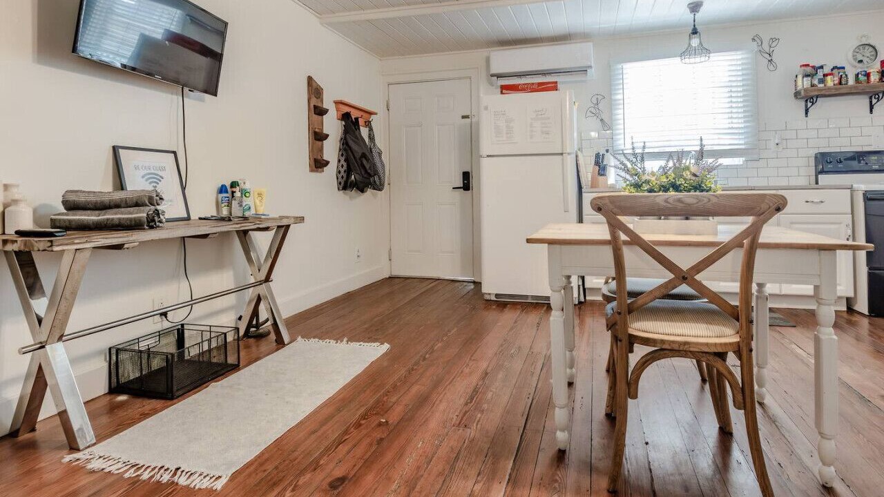 Photo of Kitchen in Estate East Street