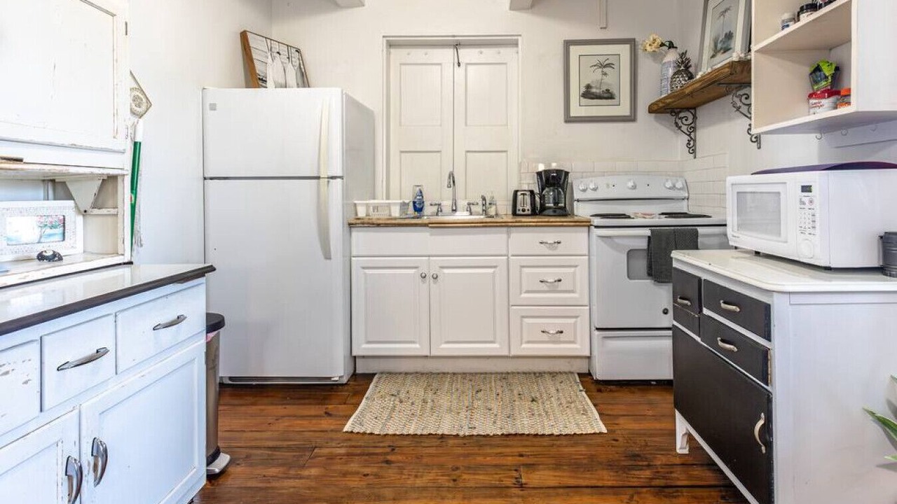 Photo of Kitchen in Estate East Street