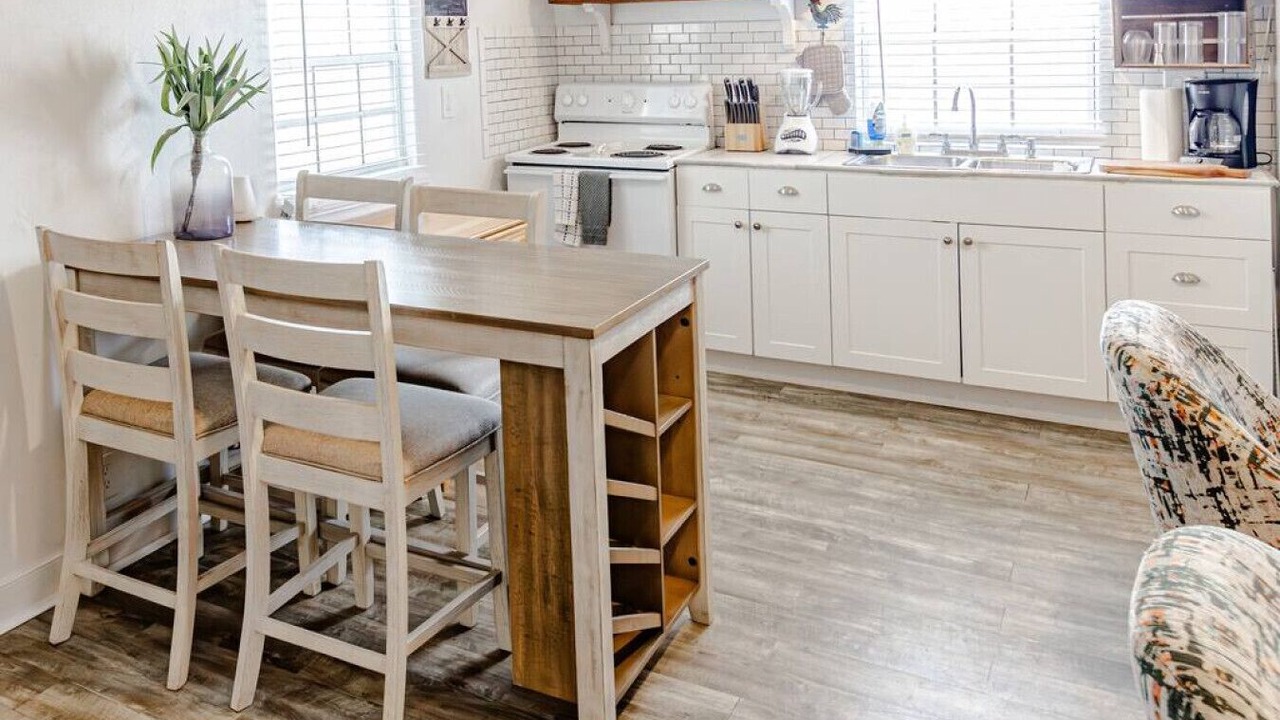 Photo of Kitchen in Estate East Street