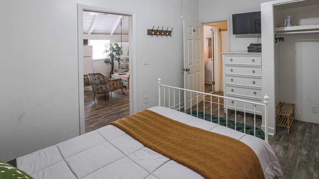 Photo of Bedroom in Estate East Street